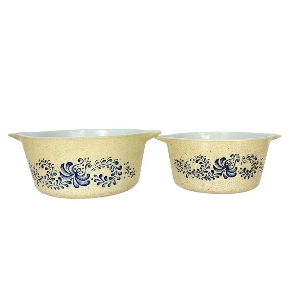 Vintage 70s Pyrex 